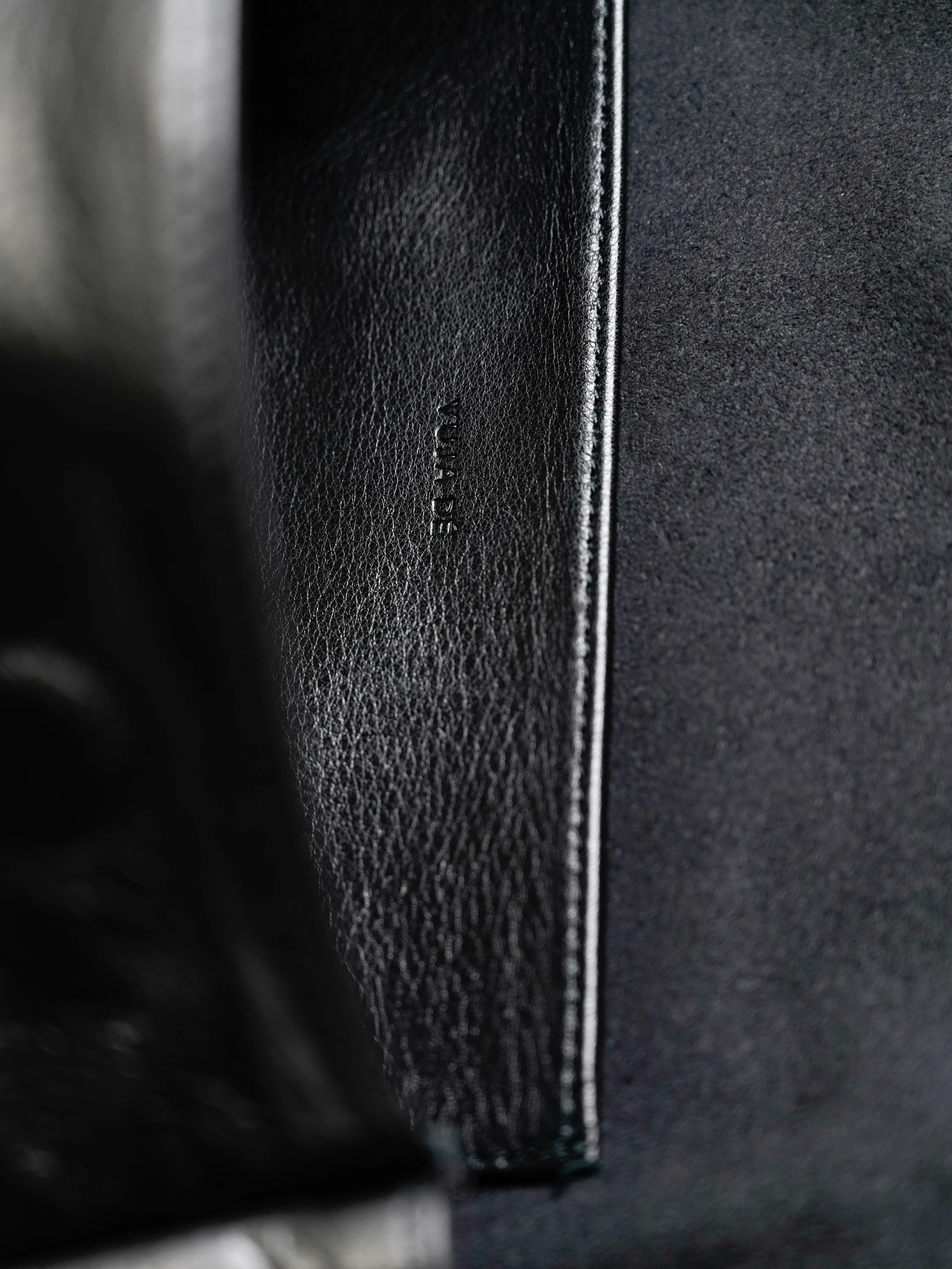 Passenger Leather Bag in Full Grain Leather - Image 10